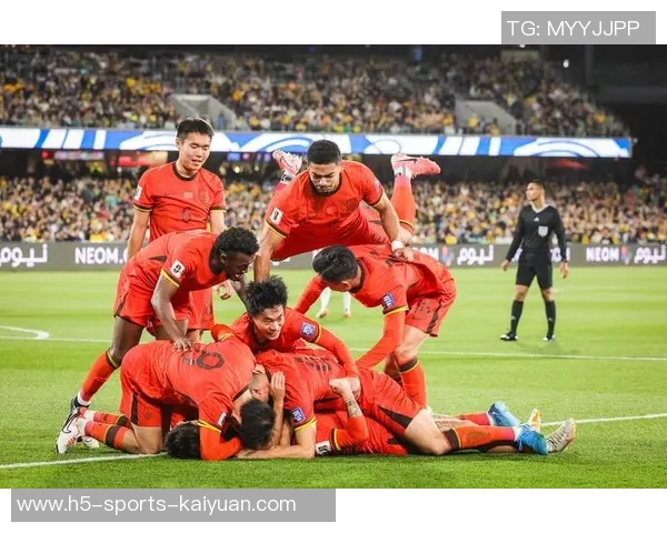 埃因霍温前锋替补登场两度破门感受如梦般美好期待重温比赛精彩瞬间